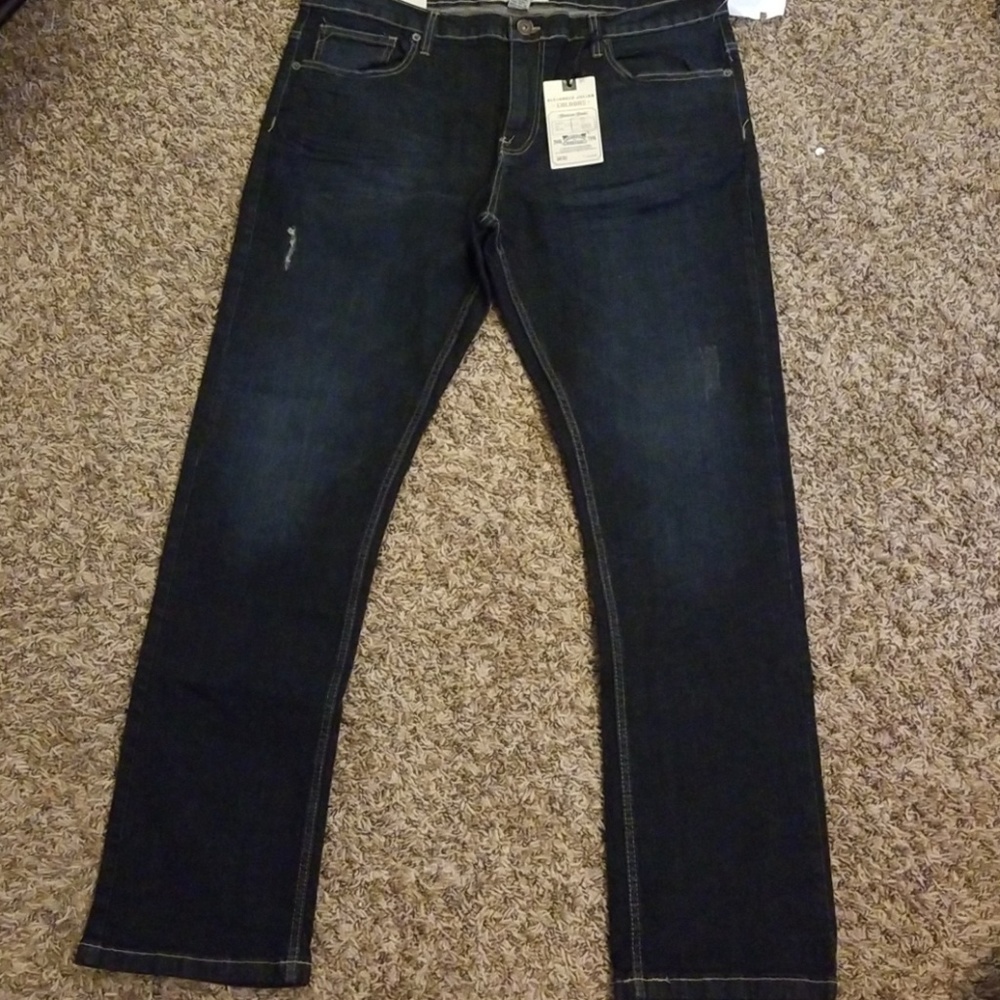 Men's fitted jean 38x32